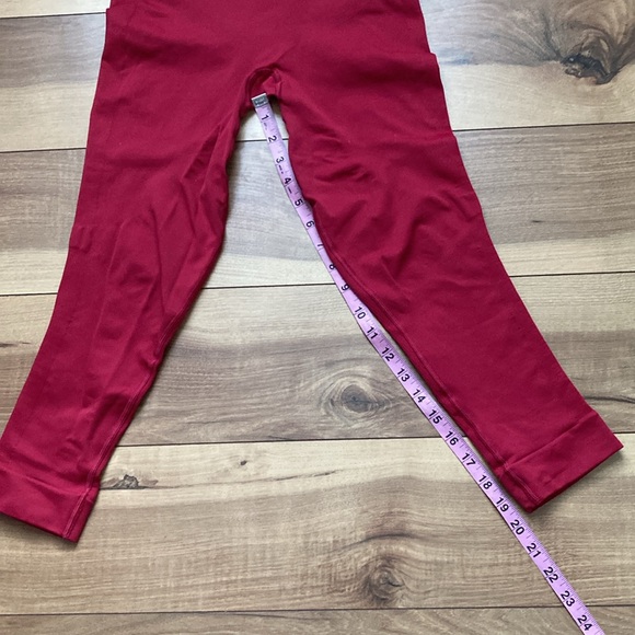 Lululemon Zone In Cranberry Cropped Leggings - Picture 7 of 9